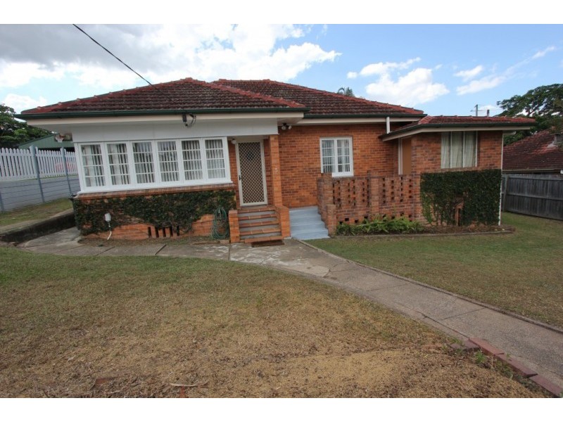 5 Mantle St, Oxley QLD 4075