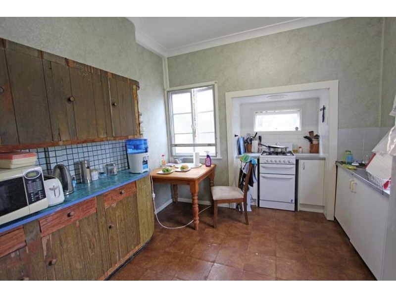 12 Premier St, Oxley QLD 4075