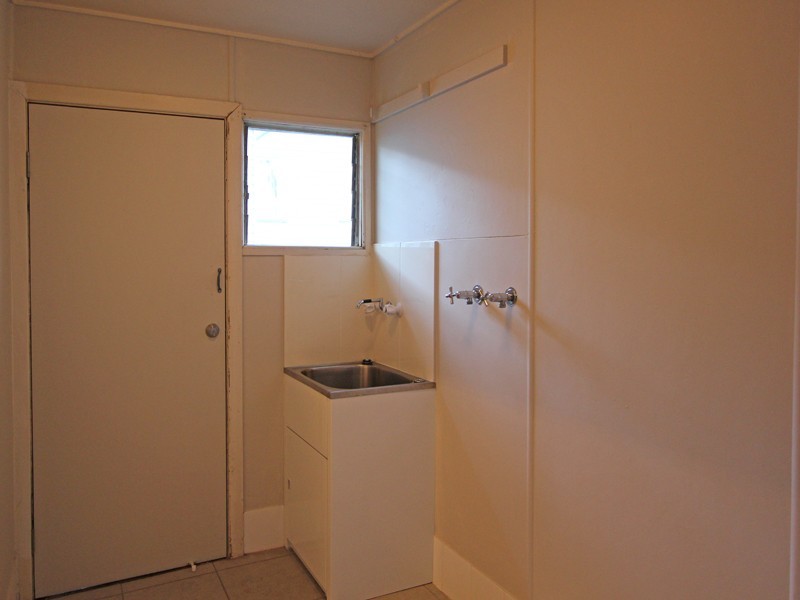 34 Oxley Station Rd, Oxley QLD 4075