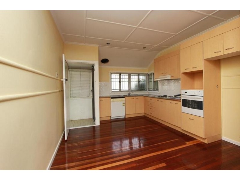 7 Lynne Grove Ave, Corinda QLD 4075