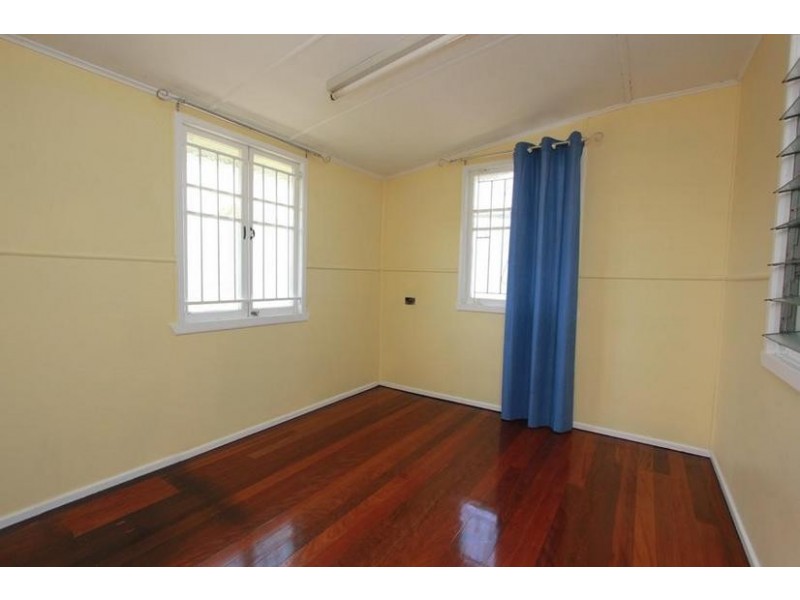 7 Lynne Grove Ave, Corinda QLD 4075