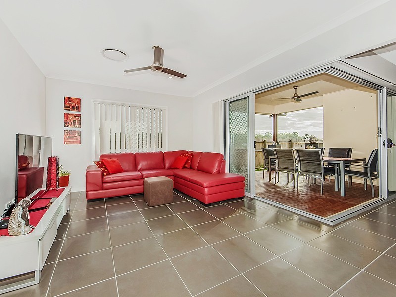 6 Bampi Street, Durack QLD 4077