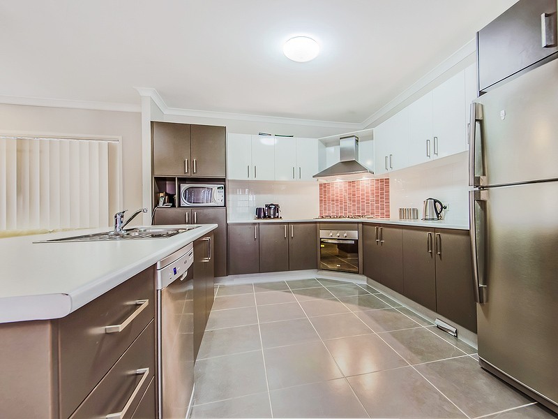 6 Bampi Street, Durack QLD 4077