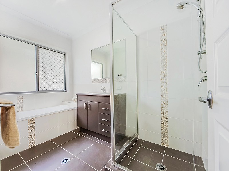 6 Bampi Street, Durack QLD 4077