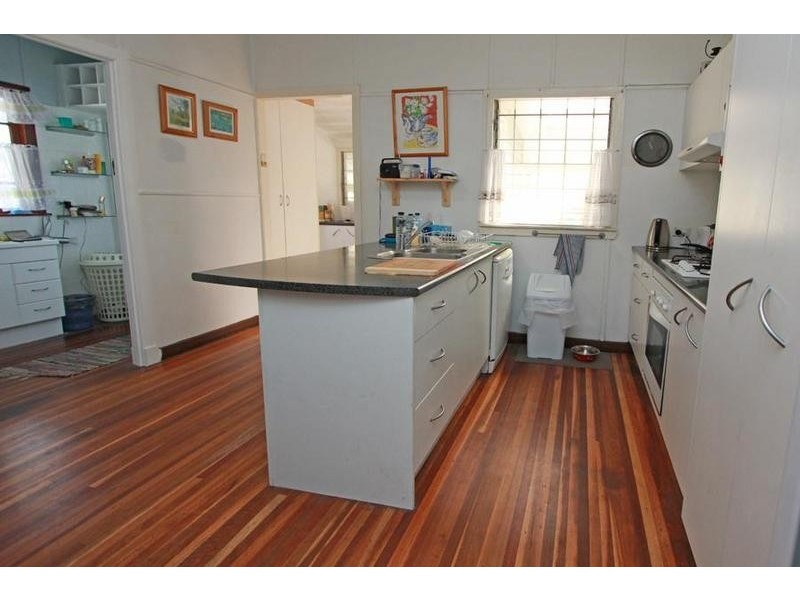 59 Ellen Street, Oxley QLD 4075