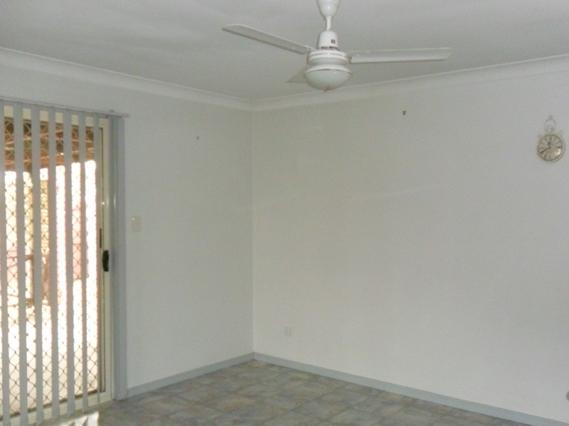 5 Whipbird St, Bellbird Park QLD 4300