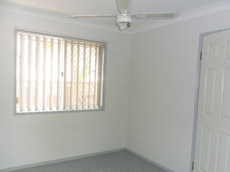 5 Whipbird St, Bellbird Park QLD 4300