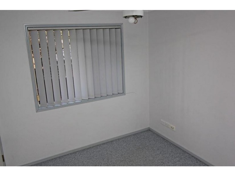 5 Whipbird St, Bellbird Park QLD 4300