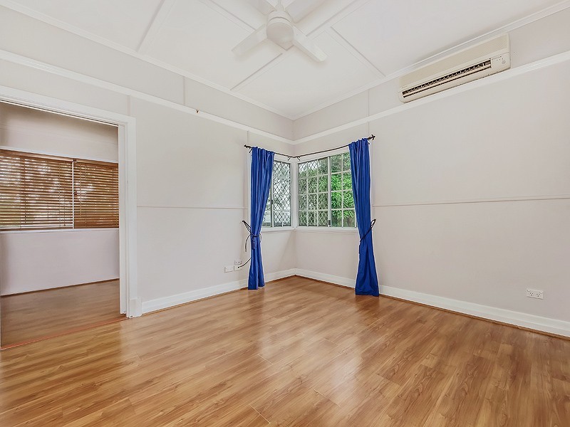 157 Ardoyne Road, Oxley QLD 4075