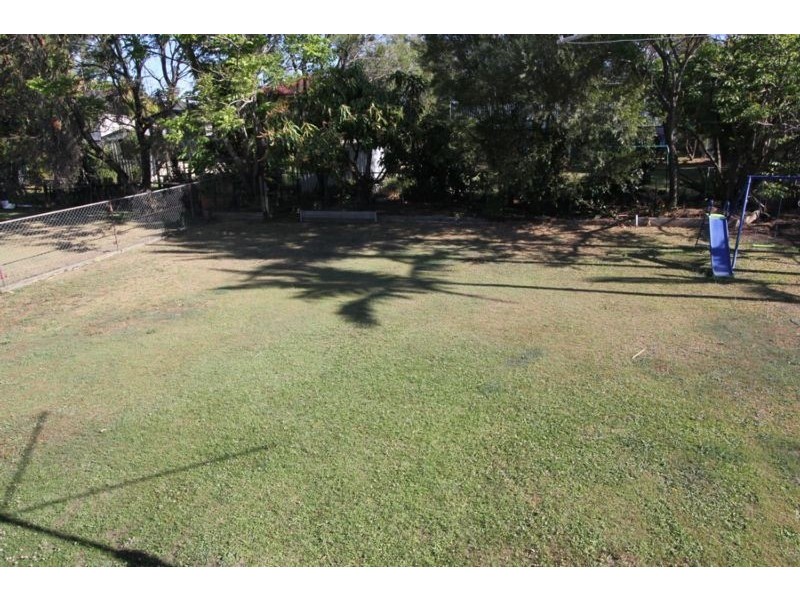 1017 Boundary Rd, Coopers Plains QLD 4108