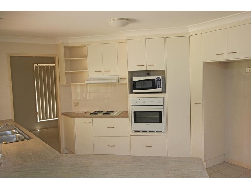 104 Mabel St, Oxley QLD 4075