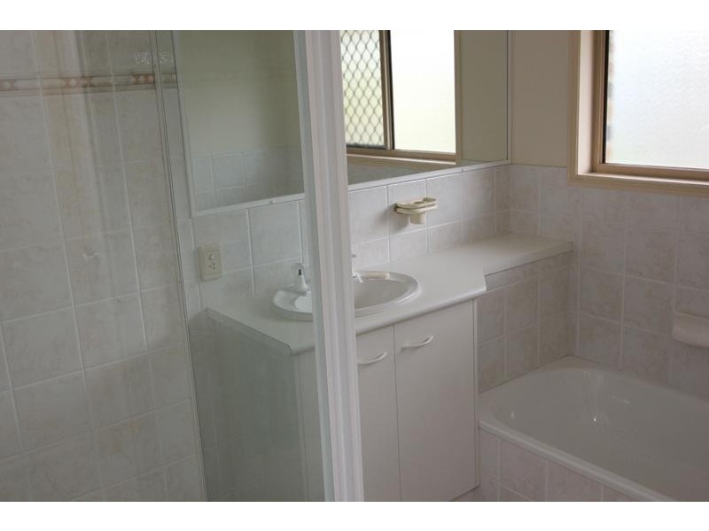 104 Mabel St, Oxley QLD 4075