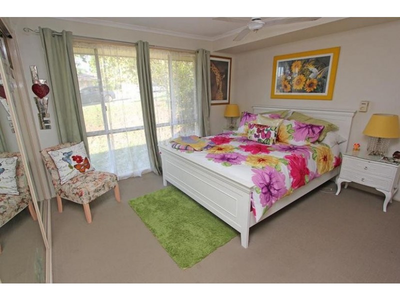 15 Norfolk Place, Seventeen Mile Rocks QLD 4073