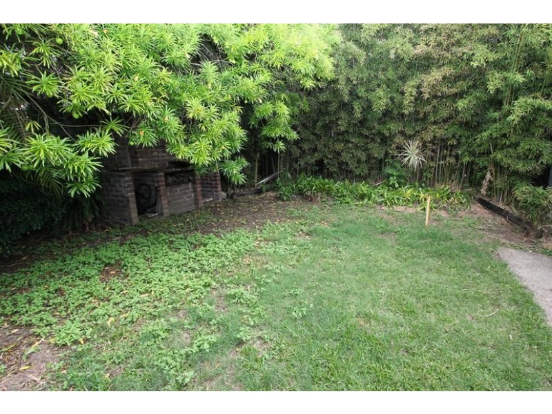 18 Alexander Road, Oxley QLD 4075