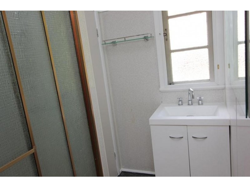 52 Englefield Rd, Oxley QLD 4075