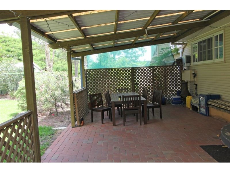 23 Kendall St, Oxley QLD 4075