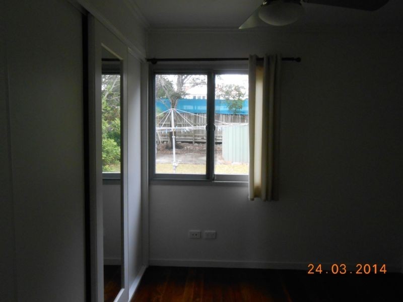 15 Lawson St, Oxley QLD 4075