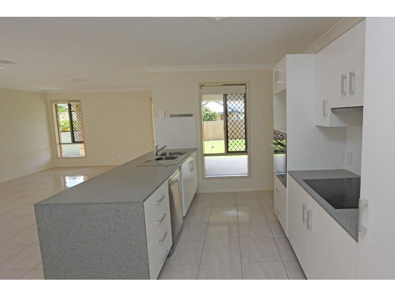 21 Jutland St, Oxley QLD 4075