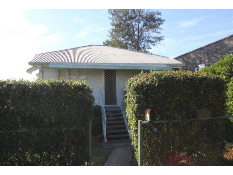19 Jutland St, Oxley QLD 4075