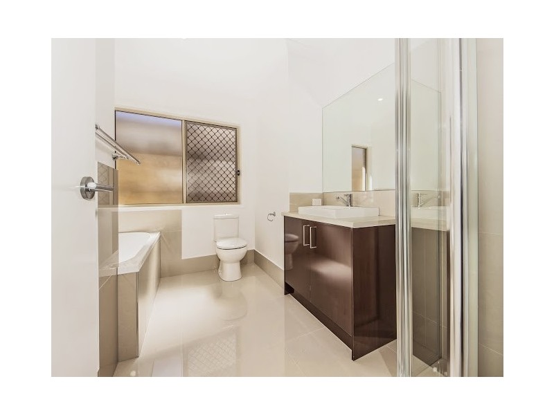 66 Strathaird Street, Darra QLD 4076