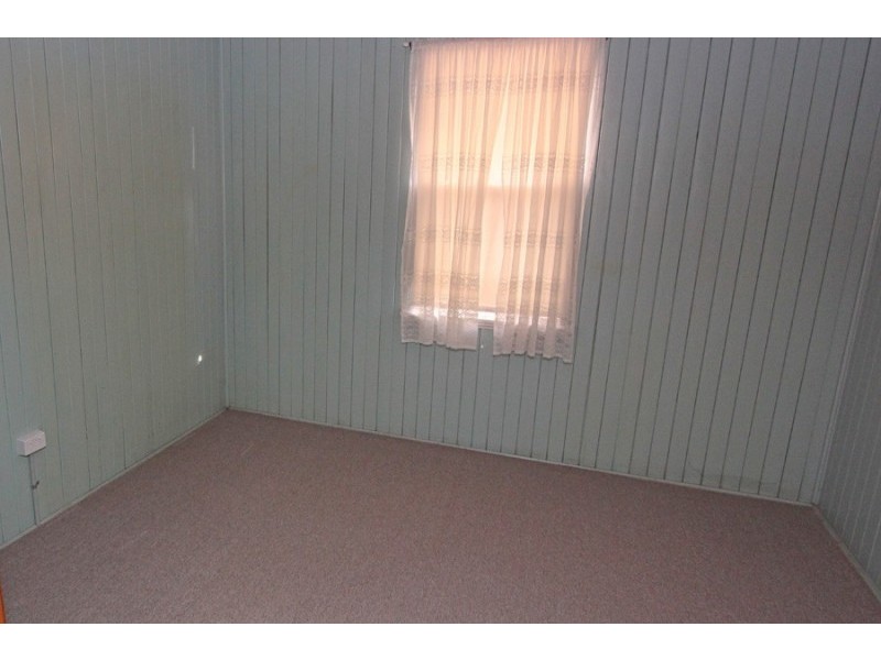 3 Lower McCormack St, Bundamba QLD 4304