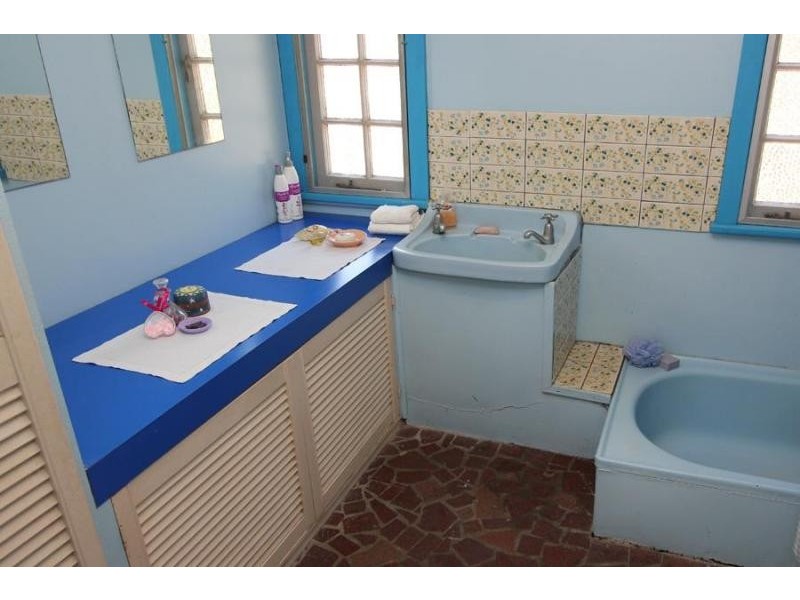 51 Price Street, Oxley QLD 4075