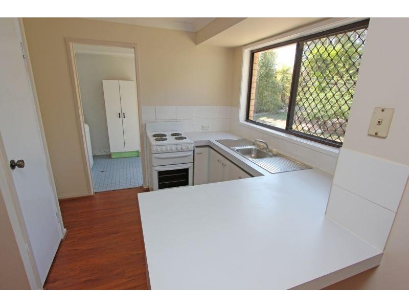 8 Paul Tully Avenue, Collingwood Park QLD 4301