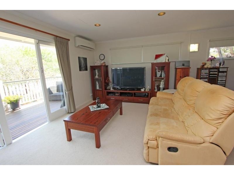 19 Gladstone Street, Oxley QLD 4075