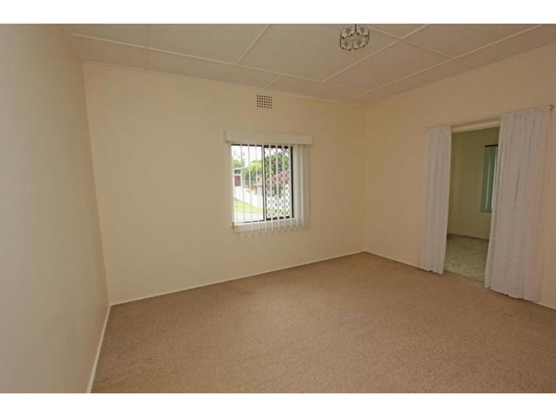12 Mantle St, Oxley QLD 4075