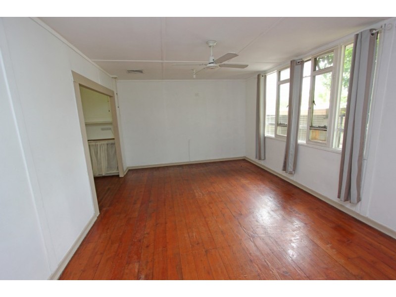 15 Markham Street, Darra QLD 4076