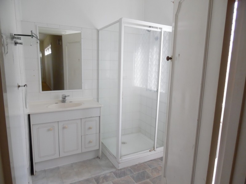 38 Coverdale St, Indooroopilly QLD 4068