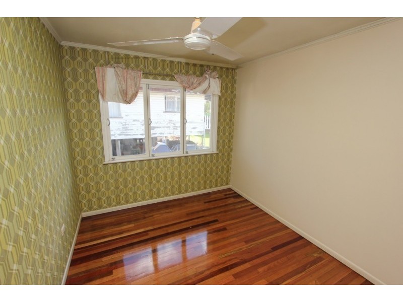 9 Dundas Street, Oxley QLD 4075