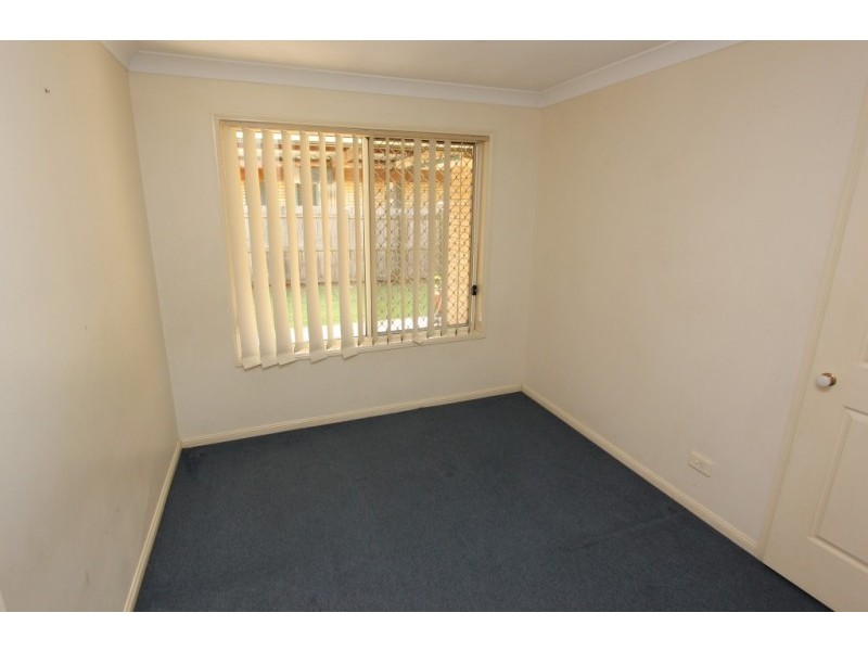 12 Birkenhead Crescent, Forest Lake QLD 4078