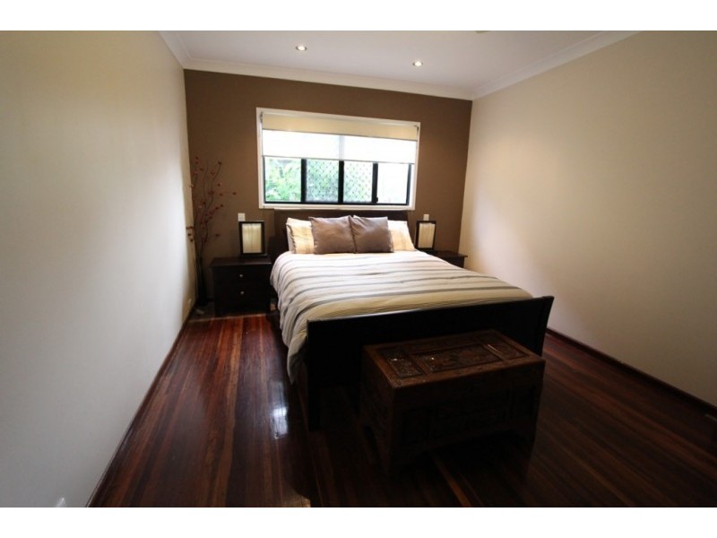 83 Douglas Street, Oxley QLD 4075