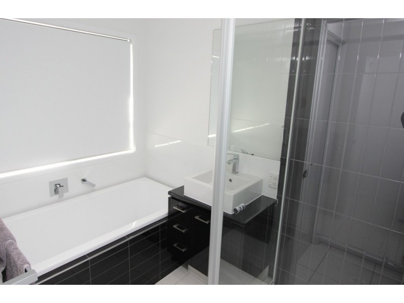 40 Ingham Street, Oxley QLD 4075