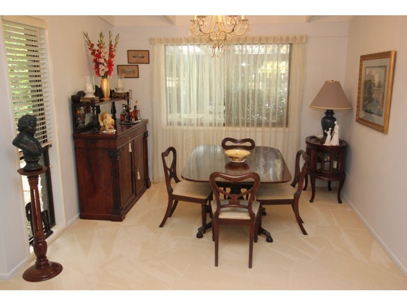 50 Carlyle Street, Seventeen Mile Rocks QLD 4073