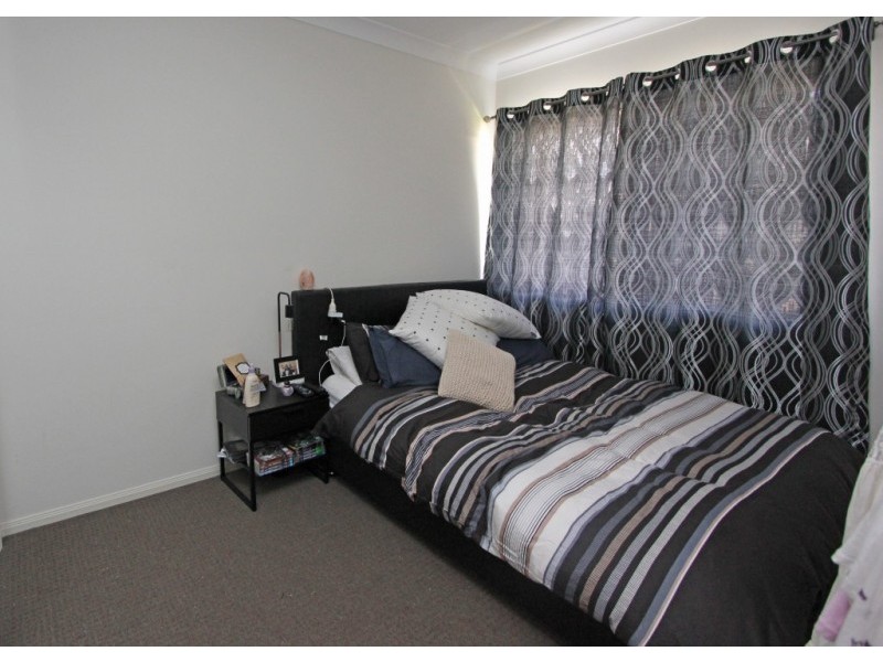 15 Parsons Street, Oxley QLD 4075