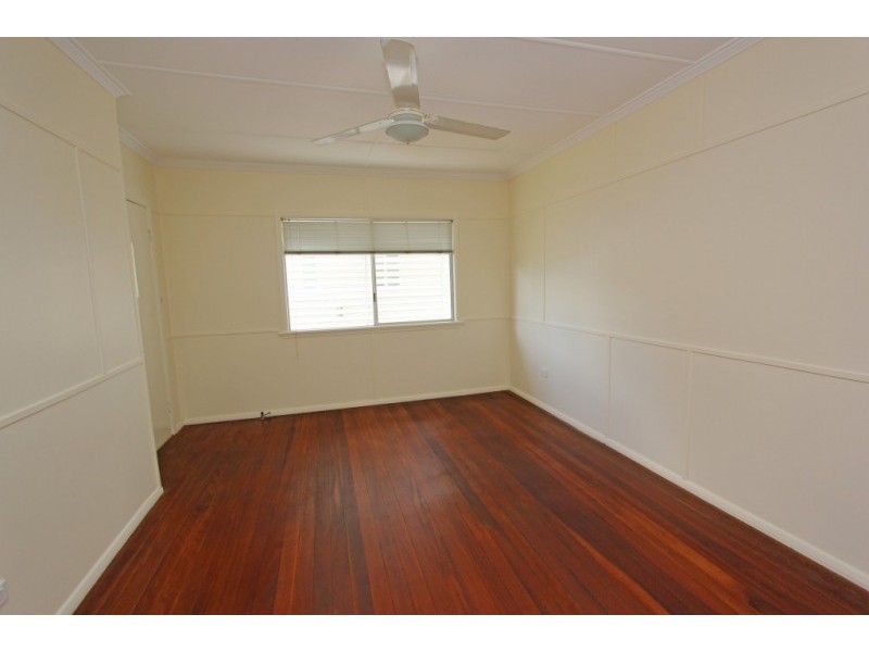 29 Bayford St, Oxley QLD 4075