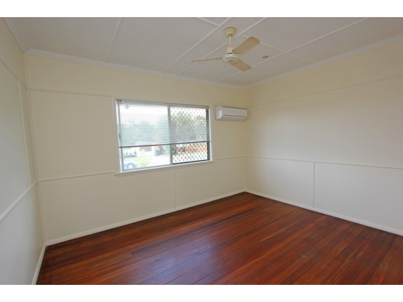 29 Bayford St, Oxley QLD 4075