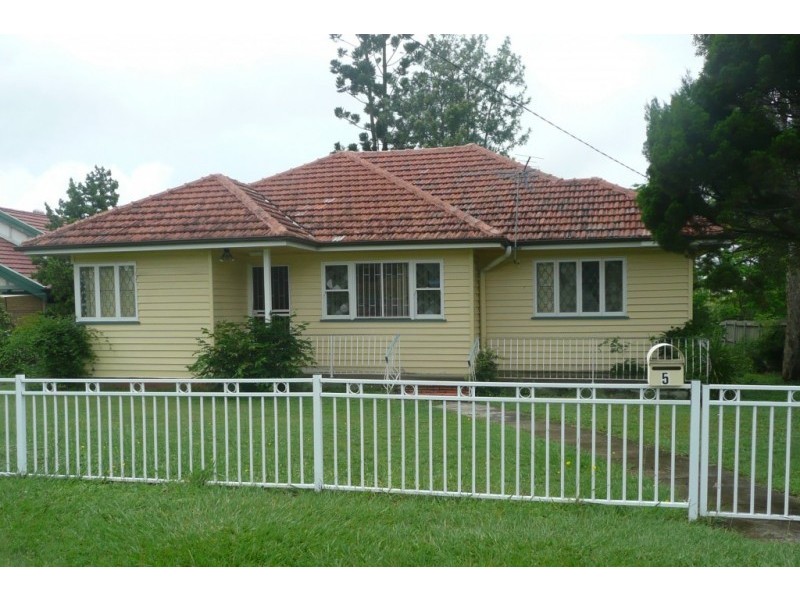 5 Hassall Street, Corinda QLD 4075