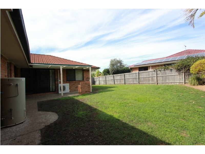 8 Penina Place, Oxley QLD 4075