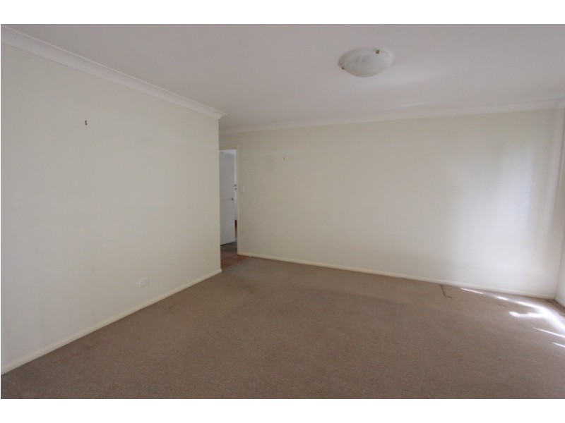 8 Penina Place, Oxley QLD 4075