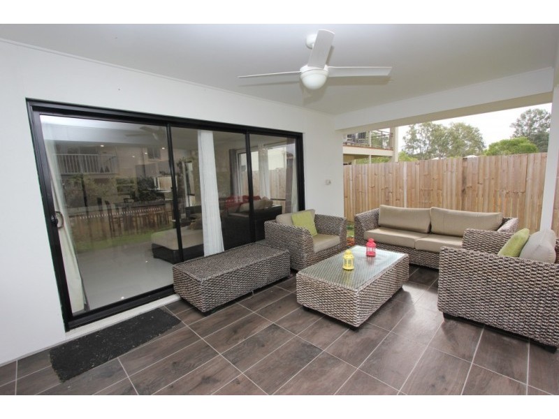 44 Finnegan Cct, Oxley QLD 4075