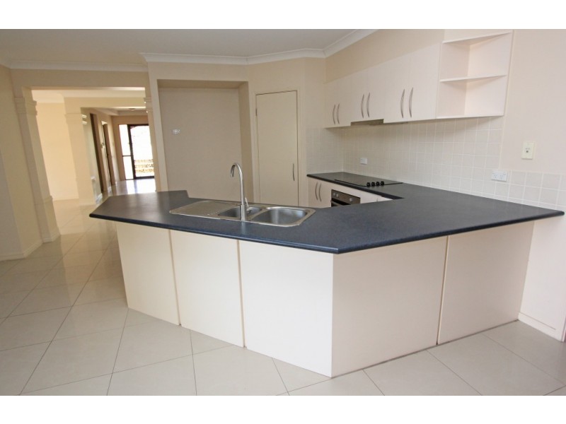 23 Labelle St, Springfield Lakes QLD 4300