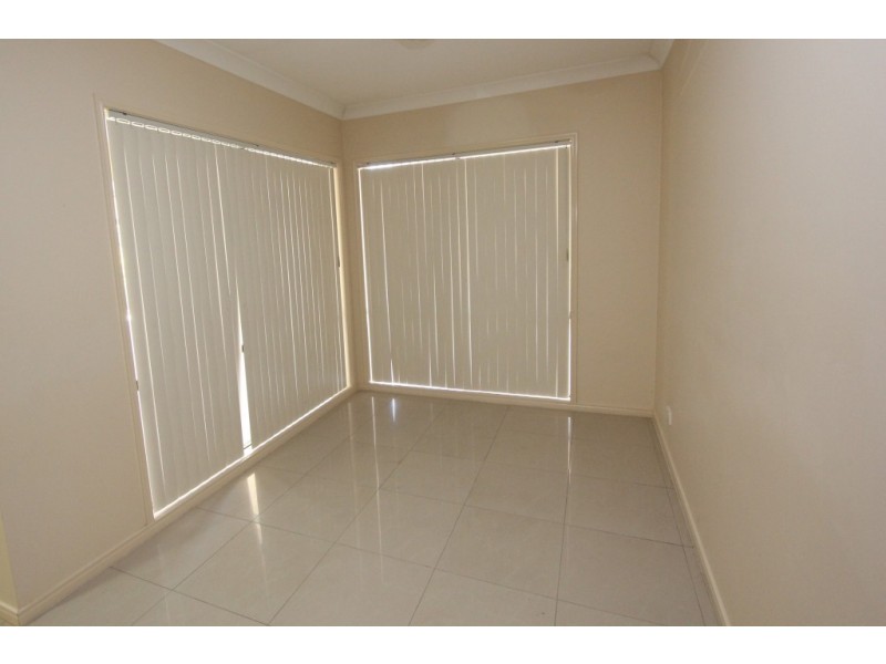 23 Labelle St, Springfield Lakes QLD 4300