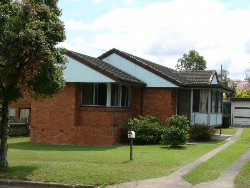 18 Boodera Street, Oxley QLD 4075