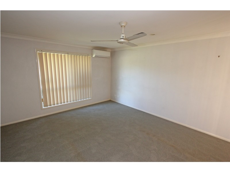 40 Gleneagles Crescent, Oxley QLD 4075