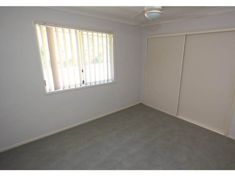 40 Gleneagles Crescent, Oxley QLD 4075