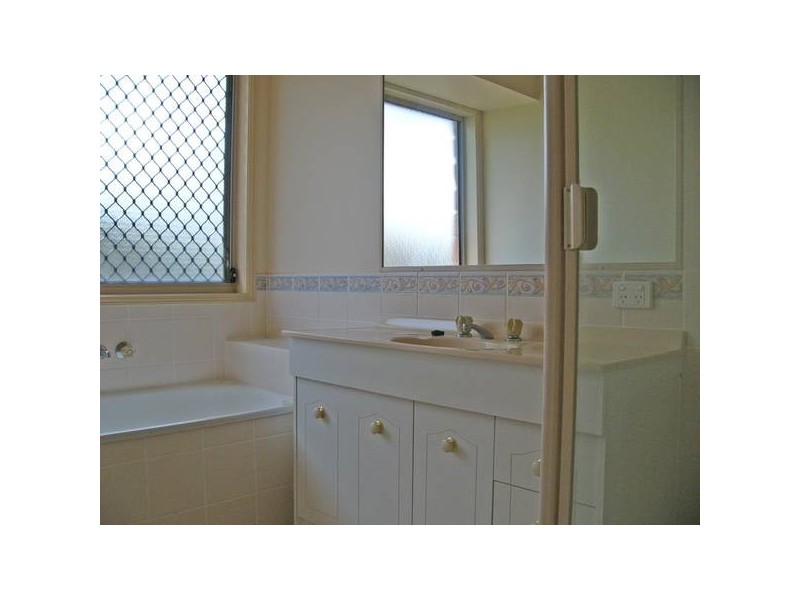8 Turnberry Cl, Oxley QLD 4075
