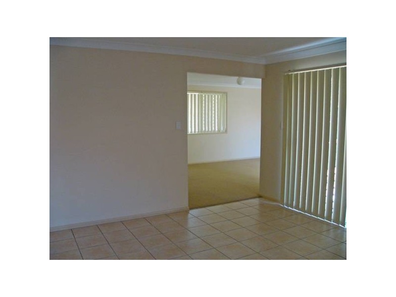 8 Turnberry Cl, Oxley QLD 4075